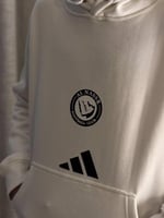 هودي نادي النصر ابيض