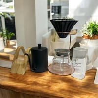 عرض ادوات وقاعدة التقطير