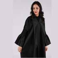 عباية بأكمام فرنسية مزموم بمطاط خفيف وموديل فاخر م...