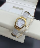 ساعة اجنر النسائية مع جميع ملحقاتها