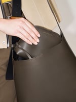 حقيبة تشارلز آند كيث - كبيرة PNJO2308285