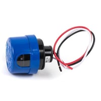 خلية ضوئية 220 مع القاعدة م . ع