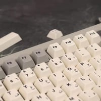 كي كابس عربي/إنجليزي ألوان كلاسيكية