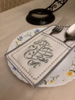 حامل ملاعق فضي