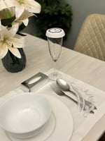 غطاء ورقي للكوب ….هني وعافيه …اسود