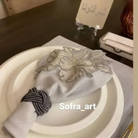 طقم مفرش دانتيل رمادي