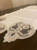 مفرش وسط الطاوله