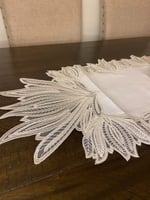 مفرش وسط الطاوله