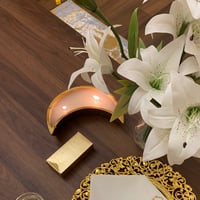 مناديل. ميني لون ذهبي