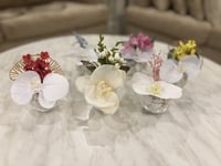 تغريسات اكريليك بعبارات مختلفة