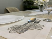 مفرش صحن دانتيل رمادي