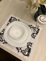 مفرش صحن تطريز أسود