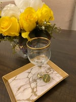 مسكه اكريليك للكوب