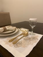 مفارش دانتيل لطاولات الطعام