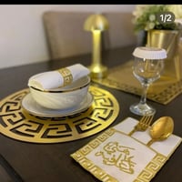 حامل ملاعق العدد 8