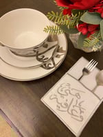 حامل ملاعق هني وعافيه ….فضي