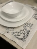 مفرش صحن تطريز ..فضي