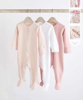 بوكس مواليد بنات ناعم