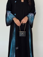 كريب ملكي كلوش مع جوانب أزرق