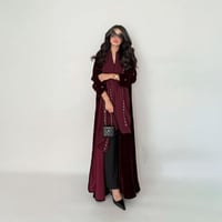 عباية قماش مخمل عنابي مطرز نجوم