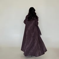 عباية كريب مموج ملون قصة كلوش