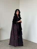 عباية قماش كريب مع تفته هندي احمر داكن