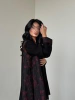 عباية قماش كريب مع تفته هندي احمر داكن