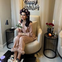 مانيكير وباديكير بطاقة اهداء