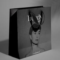 مانيكير وباديكير بطاقة اهداء