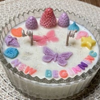 شمعة زجاجية بغطاء (تصميم خاص)