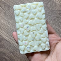 فواحات شمعية