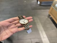 TORY BURCH| توري بورش