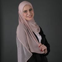 10 - بنك غامق