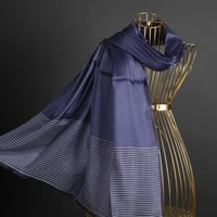 طرحة سينيم شال ساتان مخطط