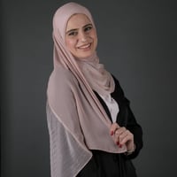 طرحة جوري نص شيفون بستراس و نص مكسر