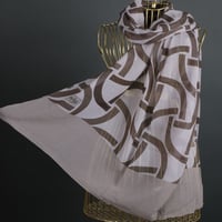 طرحة بوردن ناتورال مخطط شال