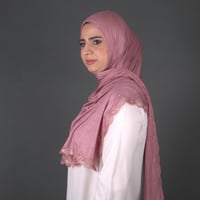 طرحة قطن كويتي بدانتيل رفيع