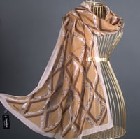 طرحة بوردن شال ناتورال منقوش