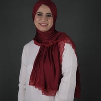 طرحة قطن كويتي بطرف دانتيل