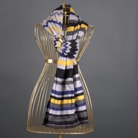 وشاح صوف ناعم