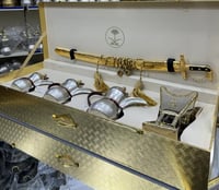 صندوق للأهداء ( 3 دلال + مبخر + سيف ) حب رمان ( نح...