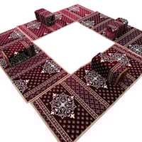عنابي ملكي