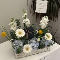 اسوارة تومي مع الورد | لون الورد اختياري