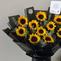 باقة شمس SOY – ورد عباد الشمس الفاخر