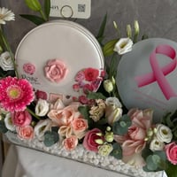 تنسيق ورد وهدايا “أمل وردي” مع شوكولاتة بستاني للت...