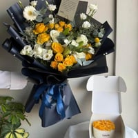 بوكية ورد اصفر بتغليف فاخر