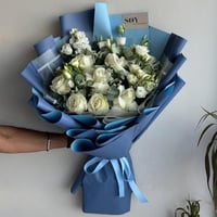 بوكية ورد ابيض أنيق