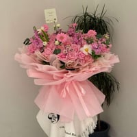 بوكيه روزا الفاخر – Pink Royale Bouquet