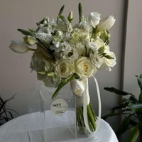 مسكة عروسة بيضاء فاخرة