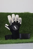 قفازات كيبر ون K1 GK gloves 2026